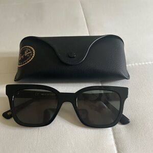Ray-Ban Black Square Frame Sunglasses with Black Case new without tags